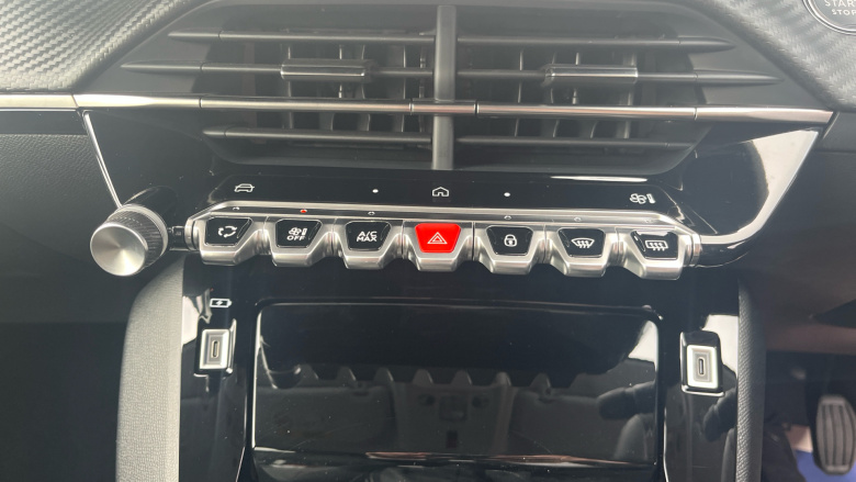 Peugeot 208 1.2 PureTech 100 Allure 5dr Petrol Hatchback